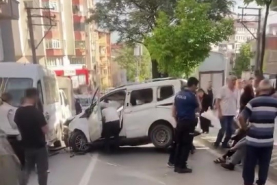 Bursa'da ortalık savaş alanına döndü: 6 araca peş peşe çarptı
