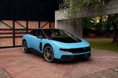Ferrari Luce ile yeni nesil tam elektrikli spor otomobil devrini başlatıyor!