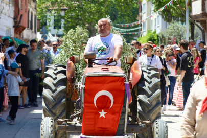 Tirilye Zeytin Çiçeği Festivali coşkuyla başladı