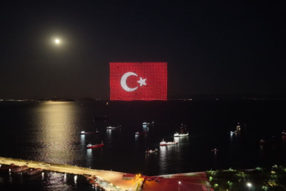 Yenikapı Sahili’nde 1453 dronla fetih şöleni