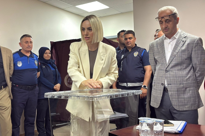 Akçakoca Belediyesi AK Parti'ye geçti
