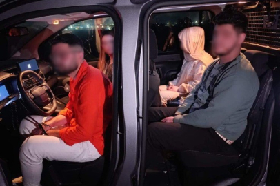 Bursa girişinde durdurulan araçlardan kaçak göçmen çıktı