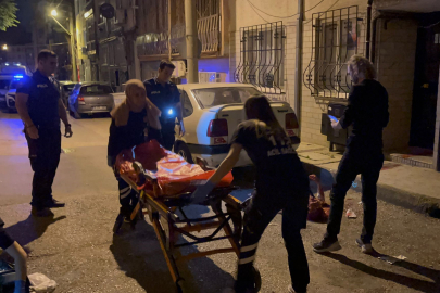 Bursa'da psikolojik sorunları olan şahıs dehşet saçtı: Anne ağır yaralı