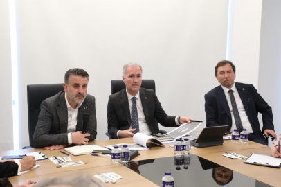 Şahin Biba İnegöl’de sahaya indi: "İnegöllülerin bu çilesine son vereceğiz"