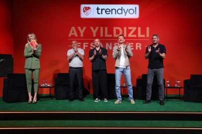 Bursa'da 2002 rüzgarı: İlhan Mansız, Rüştü Reçber ve Ümit Davala bir araya geldi!