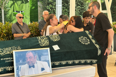 Uğur Dündar'dan ezeli rakibine veda: "Aramızda ciddi bir reyting yarışı vardı"