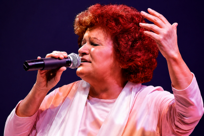 Selda Bağcan’dan dikkat çeken CHP açıklaması