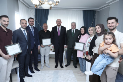 AK Parti'den 11,5 milyon üyeye Erdoğan imzalı teşekkür