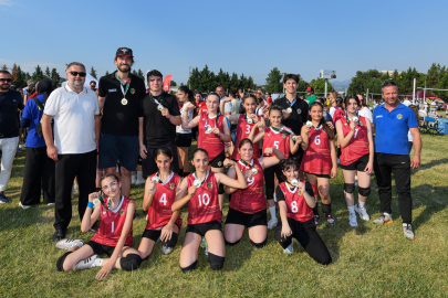 Sukaypark’ta voleybol şöleni