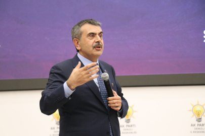 ‎ Bakan Tekin'den Ecevit dönemi mektuplarıyla eğitim kıyaslaması