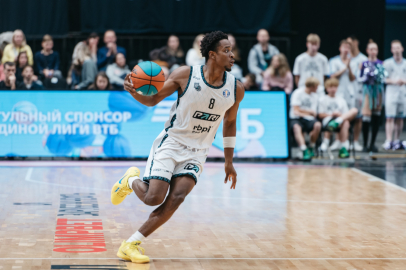 TOFAŞ’a Amerikalı "Combo Guard": Zach Nutall imzayı attı