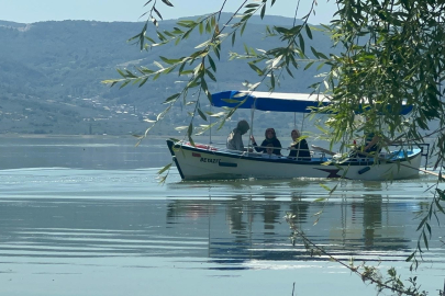 Gölyazı'da sular çekildi: Turizm sezonu hızlı başladı