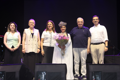 9. Uluslararası Nilüfer Caz Festivali Emel Mathlouthi konseriyle sona erdi