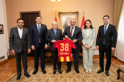 Kayserispor heyetinden Devlet Bahçeli'ye ziyaret