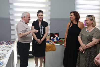 Nilüfer'de olgun gençlerin el emeği eserleri sergilendi