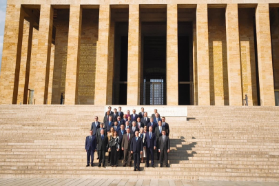 NATO Heyeti Anıtkabir'i ziyaret etti