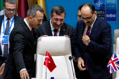 Erdoğan'ın masasındaki kalem zirvede merak uyandırdı