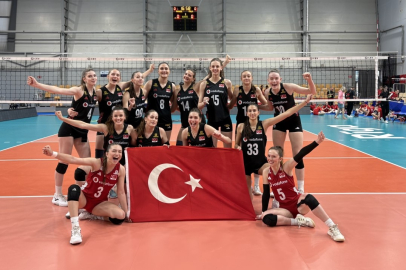 18 Yaş Altı Milli Kadın Voleybol Takımı finalde