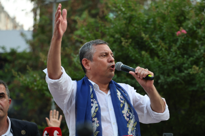 Özgür Özel'den yeni parti sinyali: "Yeni bir yol açacağız"