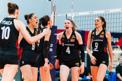 Genç millilerden muhteşem zafer! Avrupa Şampiyonası'nda final bileti geldi