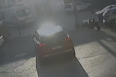 Bursa’da sağlıkçılara çöp saldırısı: 2 görevli yaralandı!