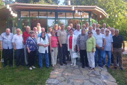 Bursa'nın eski muhtarları Osmangazi'de buluştu