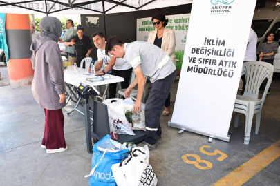 Nilüfer'de eski kitaplar geri dönüştü, çocuklar hediyelerle sevindi