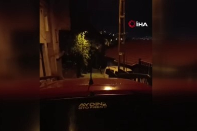 Pompalı tüfekle geldi, gece yarısı mahalleliyi sokağa döktü: 1 yaralı