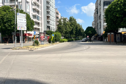 Adana hayalet şehre döndü: Sıcağı gören kaçtı!