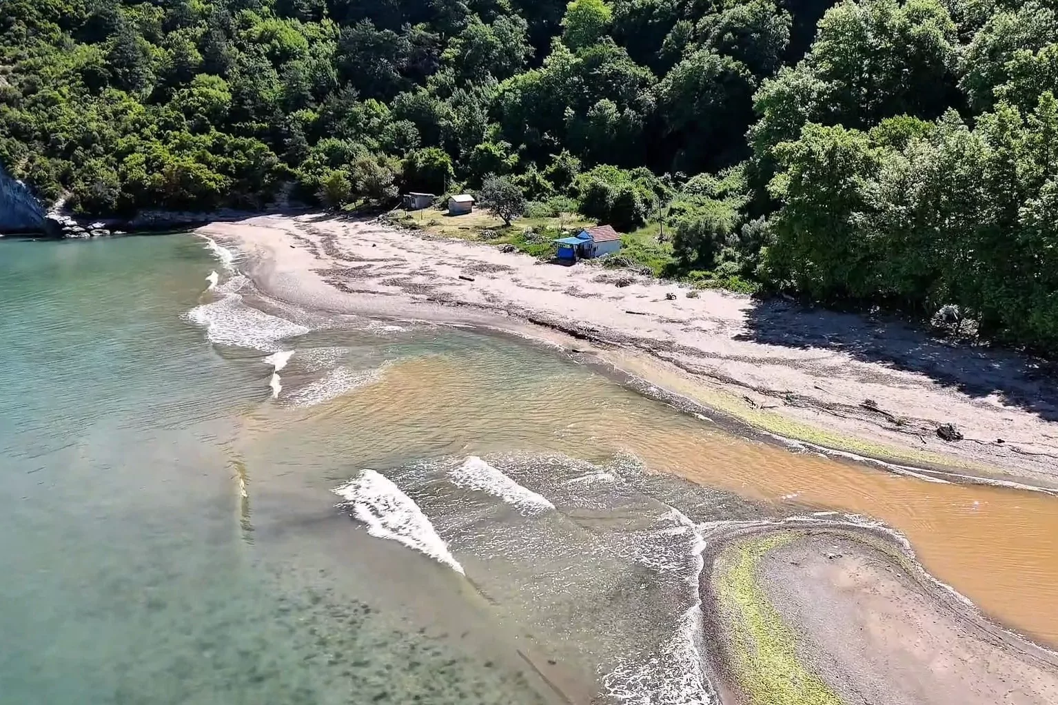 Bu plajdakiler 10 adımda il değiştiriyor