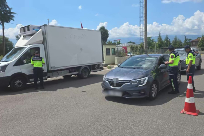 81 ilde eş zamanlı göçmen denetimi: Bursa'da 4 kişi yakalandı!