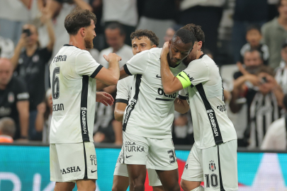 Beşiktaş UEFA'da tek golle güldü: Midtjylland'ı devirdi!