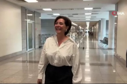Gazeteci Özlem Gürses ifade vermek üzere adliyeye geldi