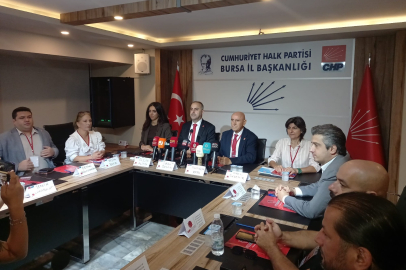 CHP’li Kaya'dan başkanlara: Ayrılacaksanız makamı bırakın!