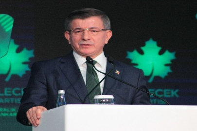 Ahmet Davutoğlu parti siyasetinden çekildi: Gelecek Partisi kapanıyor