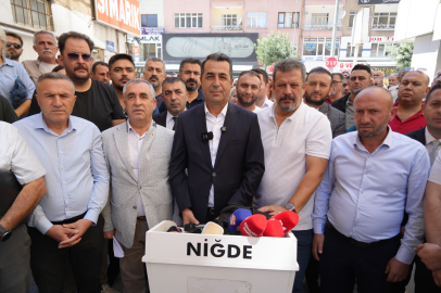 CHP Niğde'de 5 bin 300 üye istifa edip Yeni Partiye geçti