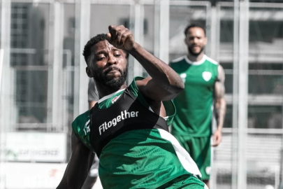 Bursaspor hazırlıklarına Özlüce'de devam ediyor