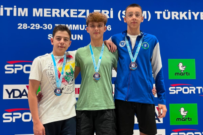 Büyükşehir Belediyesporlu yüzücülerden 3 madalya