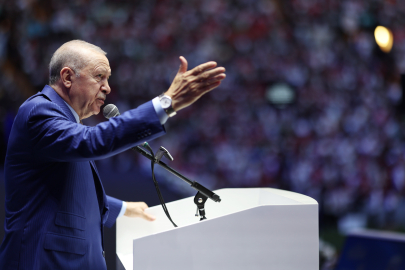 Erdoğan: "Sizler Türkiye Yüzyılı'nın sancaktarısınız!"