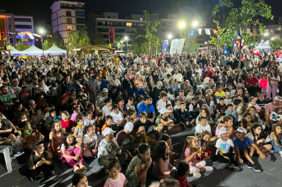 Bursa'da fetih coşkusu Nilüfer'de: Şenliğe yoğun ilgi!