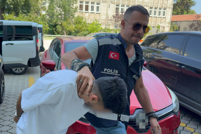 Kız arkadaşının kollarını kızgın kepçeyle yaktı