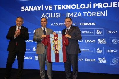 Bakan Kacır'dan Trabzonspor'a Salah teşekkürü
