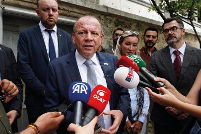Özer Matlı sahaya indi, Kapalıçarşı esnafına söz verdi: "Masada değil birlikte yöneteceğiz!"