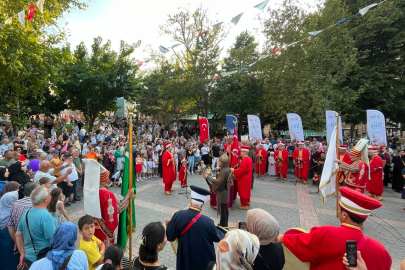 Bursa'da Fethin 700'üncü yılı coşkusu mehterle yaşatılıyor!
