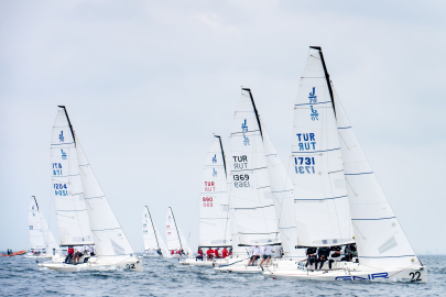 TAYK-Eker Olympos Regatta'da şampiyon Team Nautique Yachting!