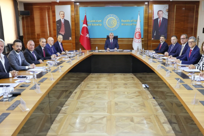 Bakan Bolat müjdeyi verdi: Hizmet ihracatında dünya 6'ncısı!