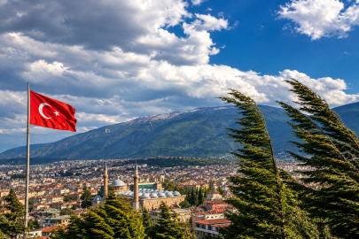 Bursa'da parçalı bulutlu ve rüzgarlı cumartesi