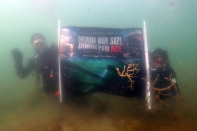 17 Ağustos unutulmadı: Marmara'nın dibinde saygı dalışı