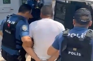 Bursa'da polisten kaçamadı: 10 yıl hapisle aranıyordu