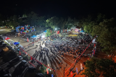 Mustafakemalpaşa'da festival geliri öğrencilere burs oldu